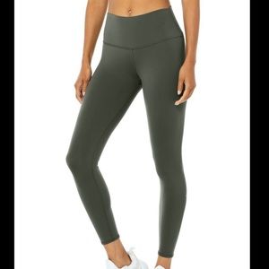 Alo 7/8 High-waist Airbrush Legging in Dark Cactus